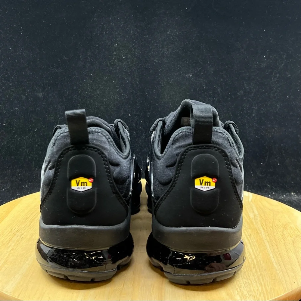 Nike Air VaporMax Plus Triple Black 2021 Mens 924453-004 Multiple Sizes - Picture 5 of 9